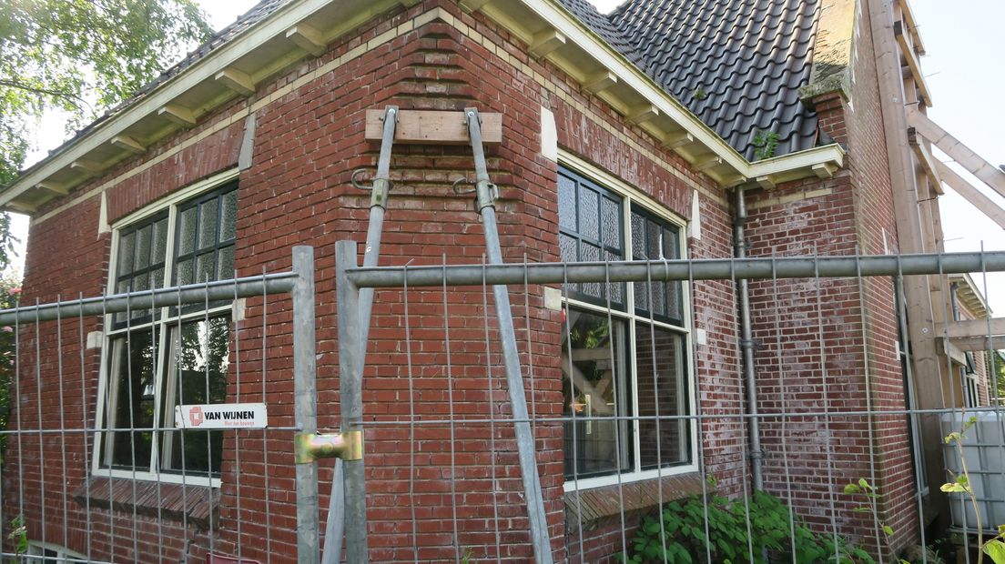 Een huis in de stutten in Zeerijp © RTV Noord