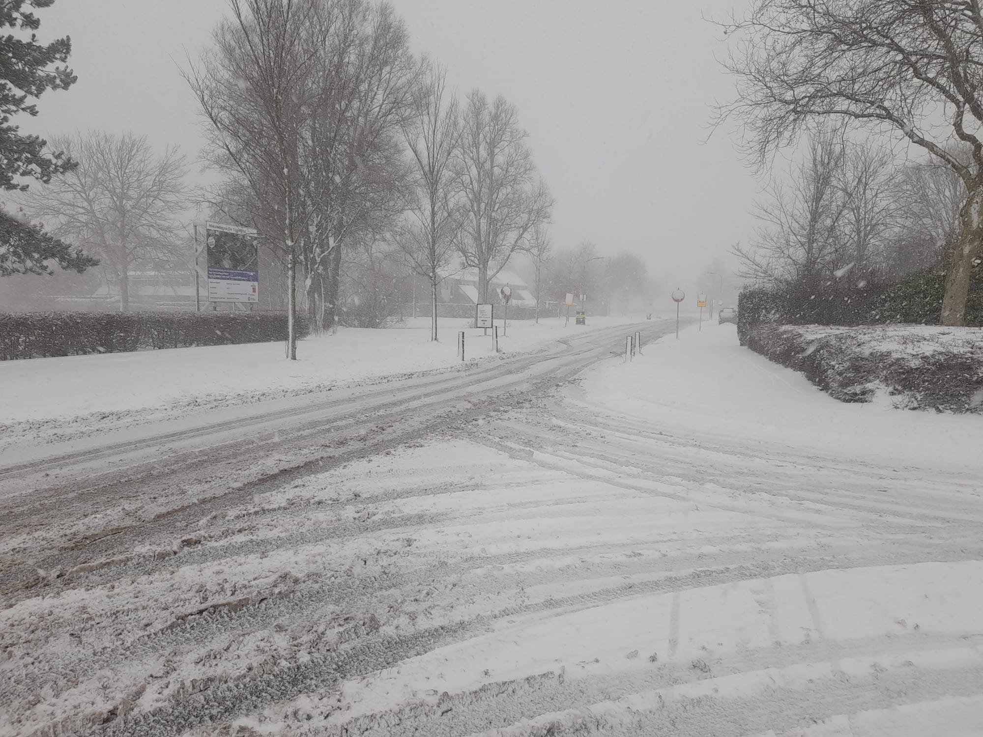 Meer dan honderd meldingen van gladheid in Het Hogeland, maar strooien kan niet overal