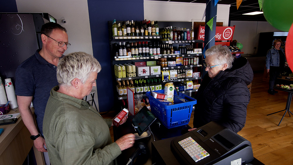 Zoutkamp heeft weer een supermarkt(je): ‘We gaan de goede kant op’